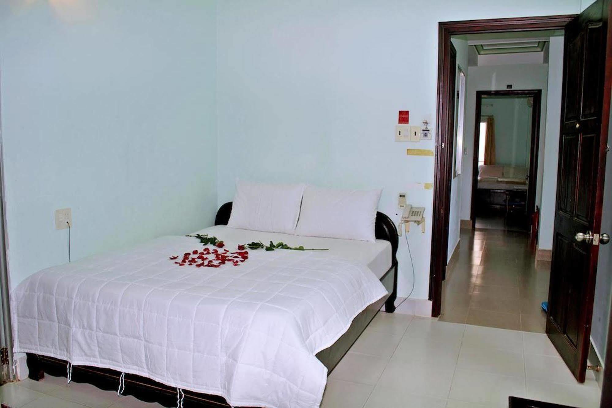 Ht3 Hotel Nha Trang Exterior photo