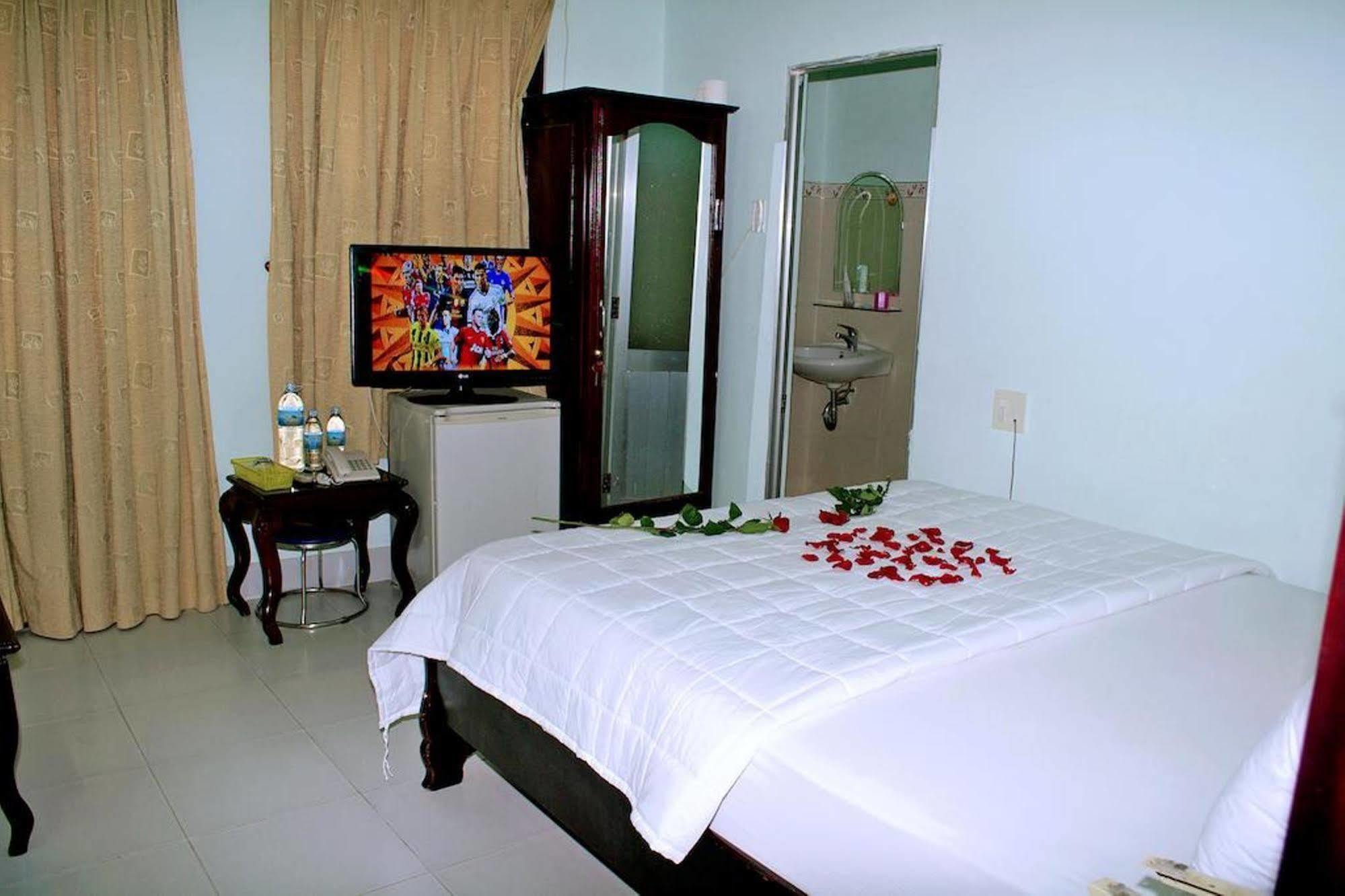Ht3 Hotel Nha Trang Exterior photo